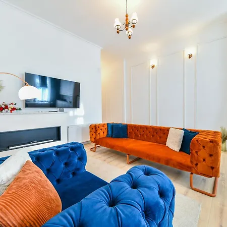 Center 2 Bedroom Escape *