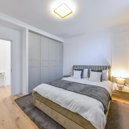 Center 2 Bedroom Escape קלוז'-נאפוקה