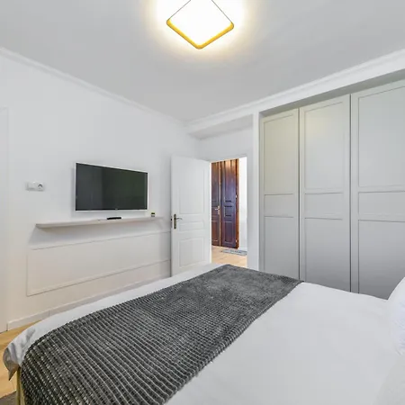 Center 2 Bedroom Escape קלוז'-נאפוקה