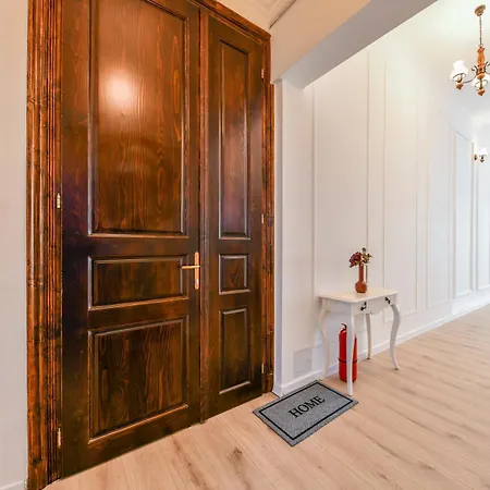 Center 2 Bedroom Escape דירה קלוז'-נאפוקה