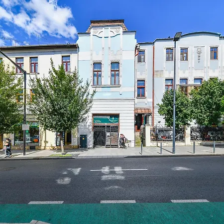 Center 2 Bedroom Escape Daire *