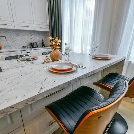 Daire Center 2 Bedroom Escape Kaloşvar