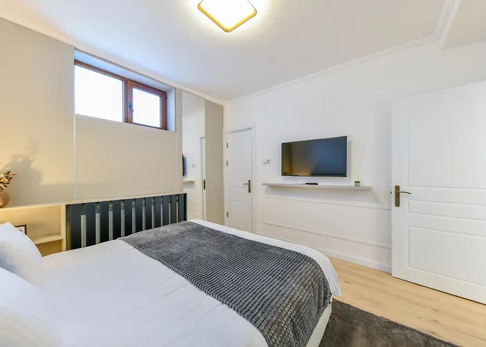 Center 2 Bedroom Escape Lejlighed