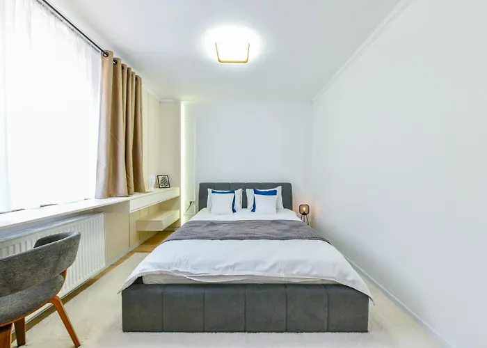 Center 2 Bedroom Escape アパート *